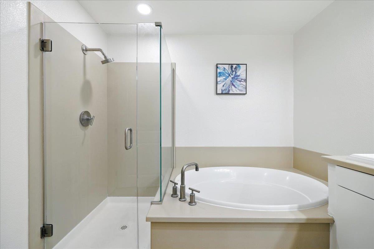 Detail Gallery Image 28 of 66 For 10745 N De Anza Blvd #115,  Cupertino,  CA 95014 - 2 Beds | 2 Baths
