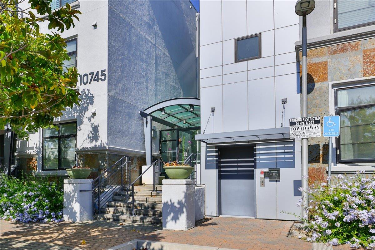 Detail Gallery Image 45 of 66 For 10745 N De Anza Blvd #115,  Cupertino,  CA 95014 - 2 Beds | 2 Baths