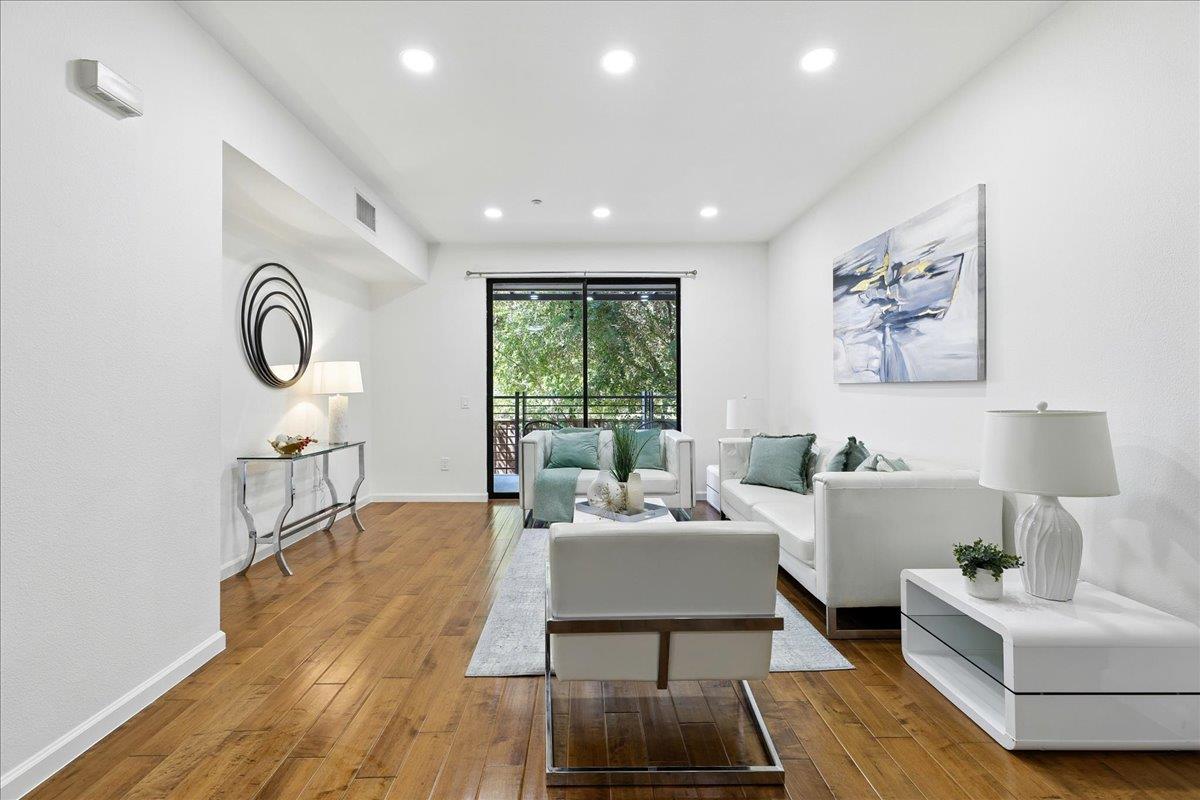 Detail Gallery Image 8 of 66 For 10745 N De Anza Blvd #115,  Cupertino,  CA 95014 - 2 Beds | 2 Baths