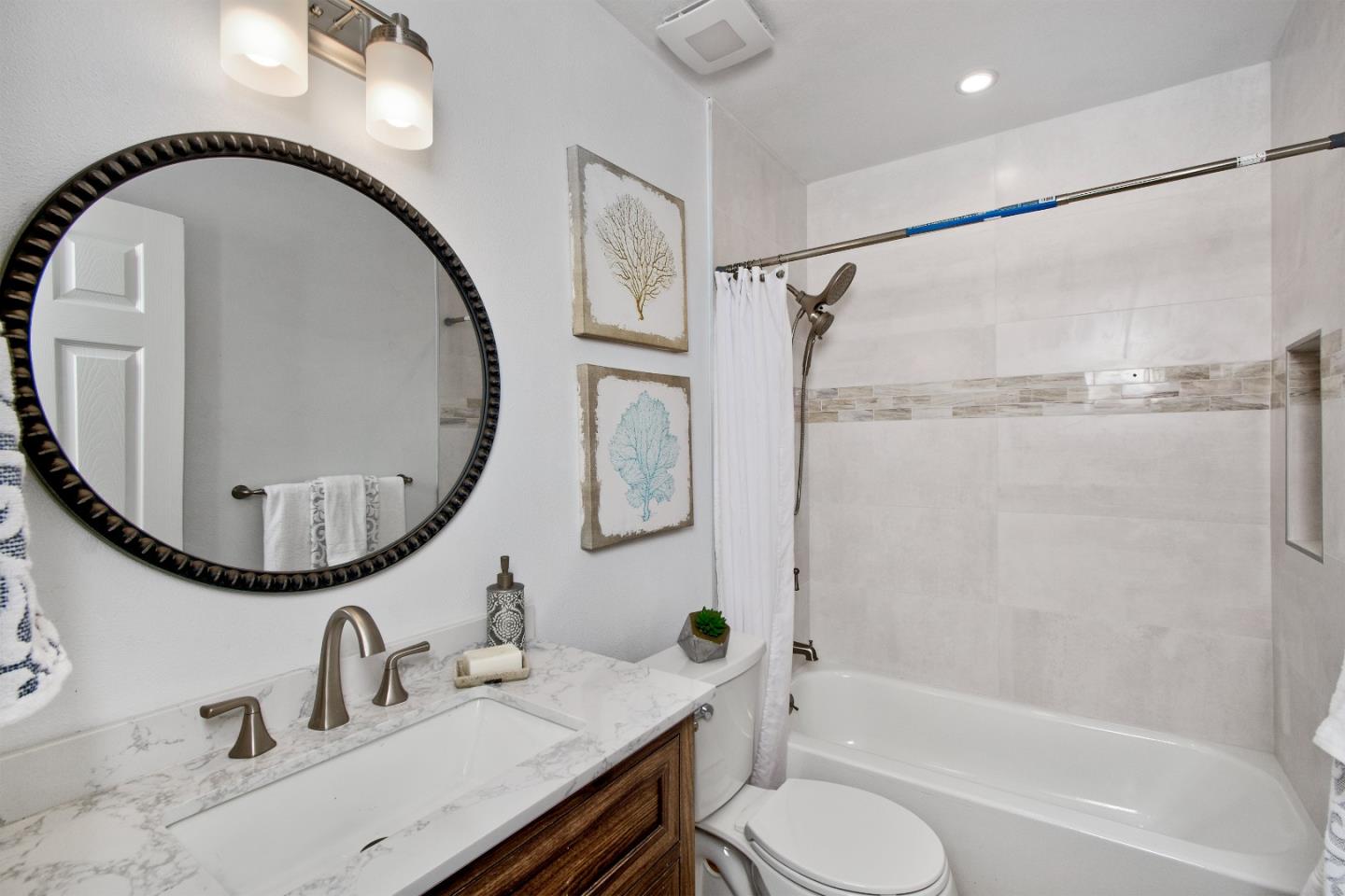 Detail Gallery Image 16 of 20 For 550 Toyon Ave #8,  San Jose,  CA 95127 - 2 Beds | 2 Baths