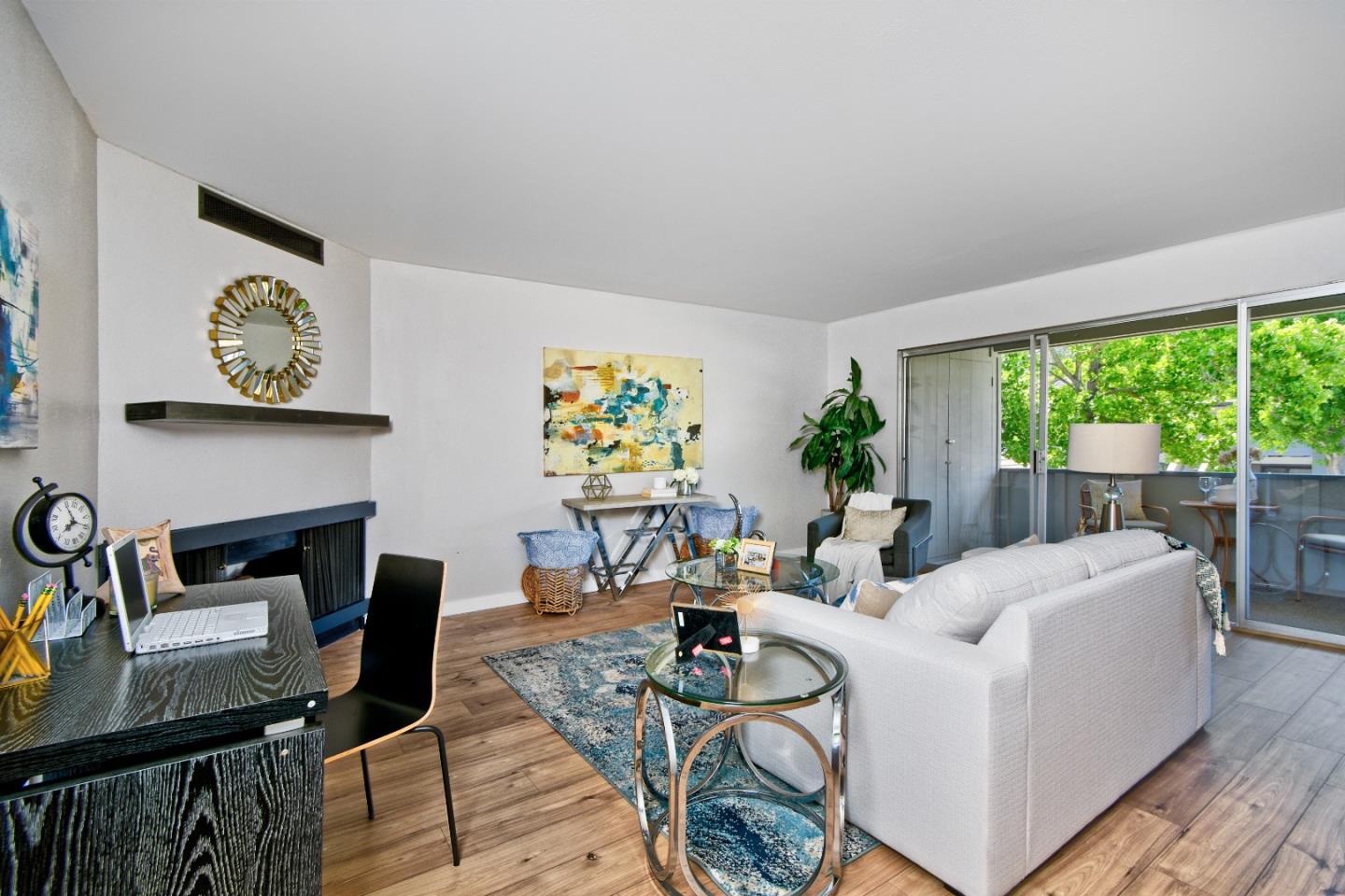 Detail Gallery Image 2 of 20 For 550 Toyon Ave #8,  San Jose,  CA 95127 - 2 Beds | 2 Baths