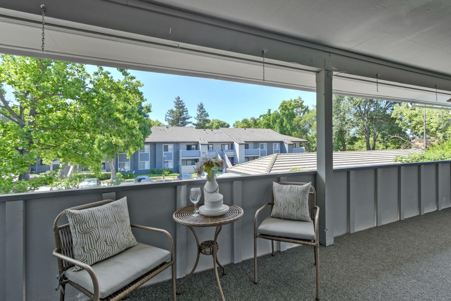 Detail Gallery Image 4 of 20 For 550 Toyon Ave #8,  San Jose,  CA 95127 - 2 Beds | 2 Baths
