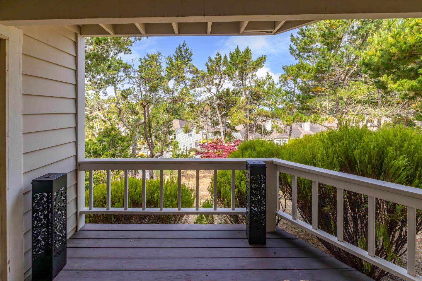 Detail Gallery Image 15 of 28 For 2896 Ransford Ave, Pacific Grove,  CA 93950 - 3 Beds | 3 Baths