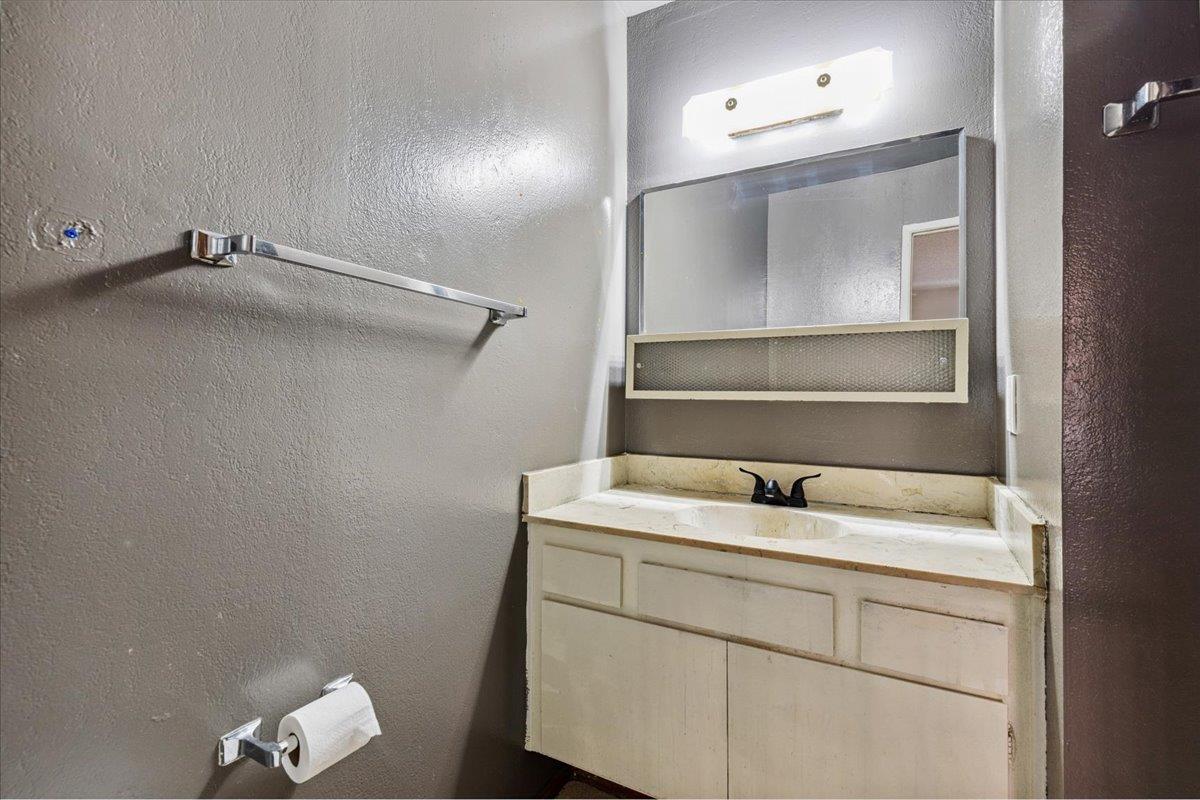 Detail Gallery Image 11 of 23 For 1043 Alta Mira Dr #B,  Santa Clara,  CA 95051 - 2 Beds | 2 Baths