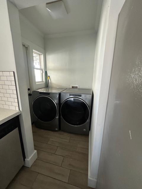 Detail Gallery Image 5 of 9 For 5821 Fleming Ave, Oakland,  CA 94605 - 3 Beds | 2 Baths
