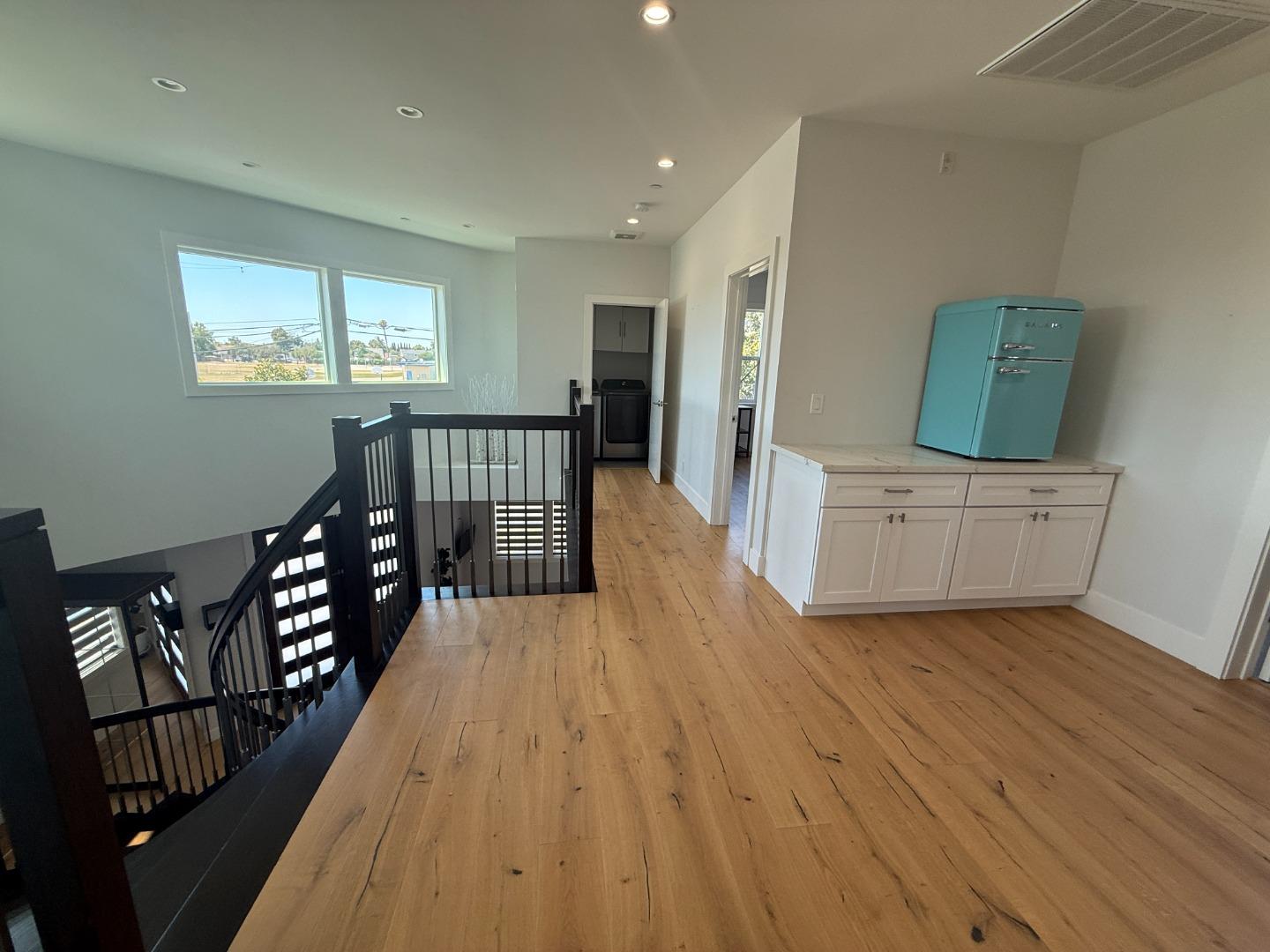 Detail Gallery Image 7 of 21 For 37000 Poplar Ave #37006,  Newark,  CA 94560 - 5 Beds | 4/1 Baths