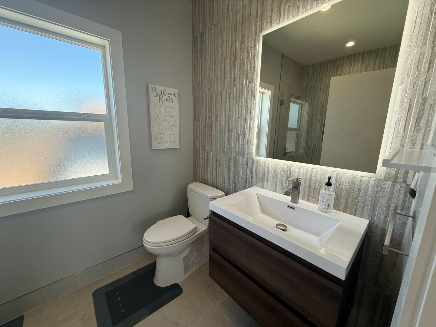 Detail Gallery Image 8 of 21 For 37000 Poplar Ave #37006,  Newark,  CA 94560 - 5 Beds | 4/1 Baths