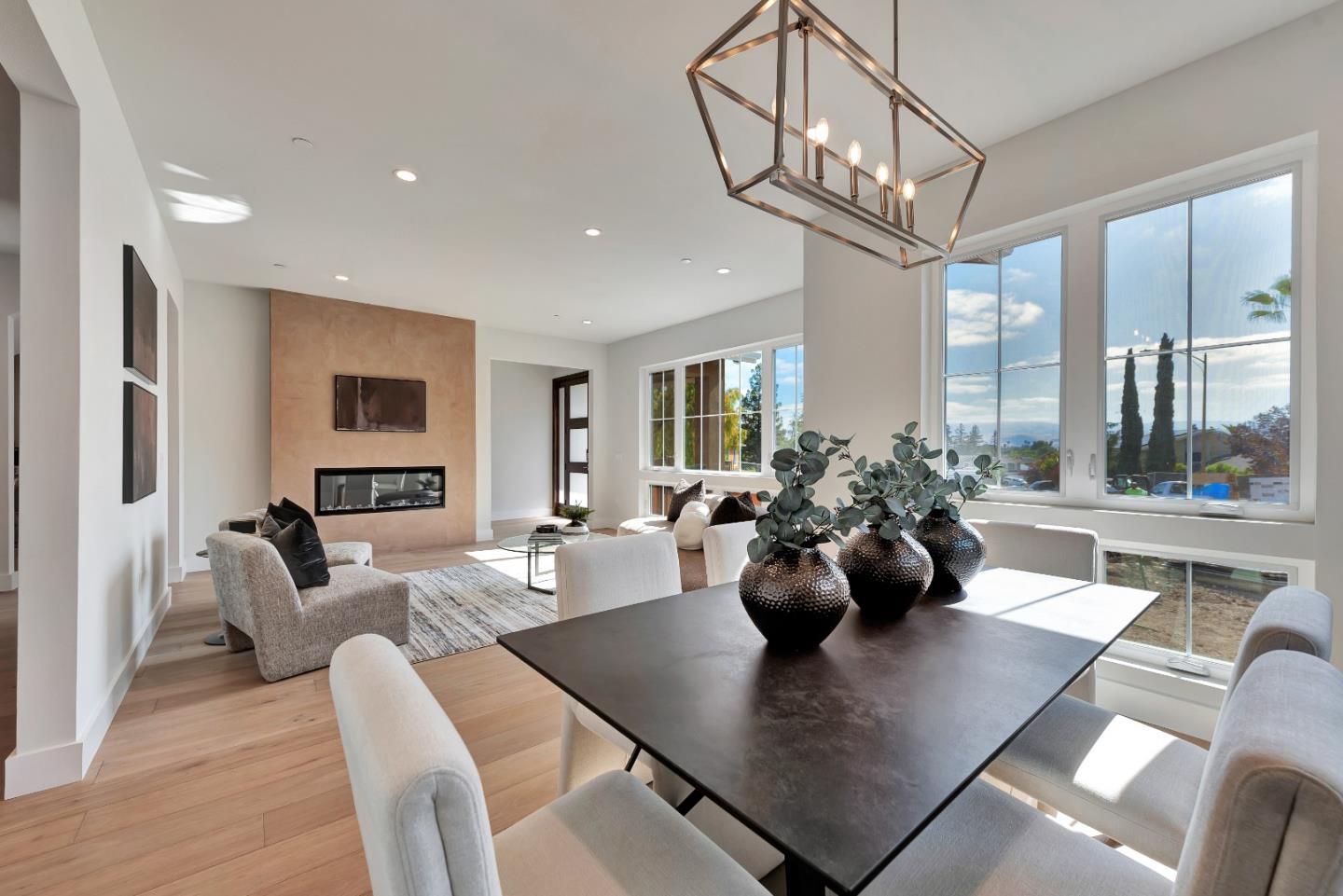 Detail Gallery Image 12 of 38 For 6219 Glendora Ct, San Jose,  CA 95123 - 4 Beds | 3/1 Baths