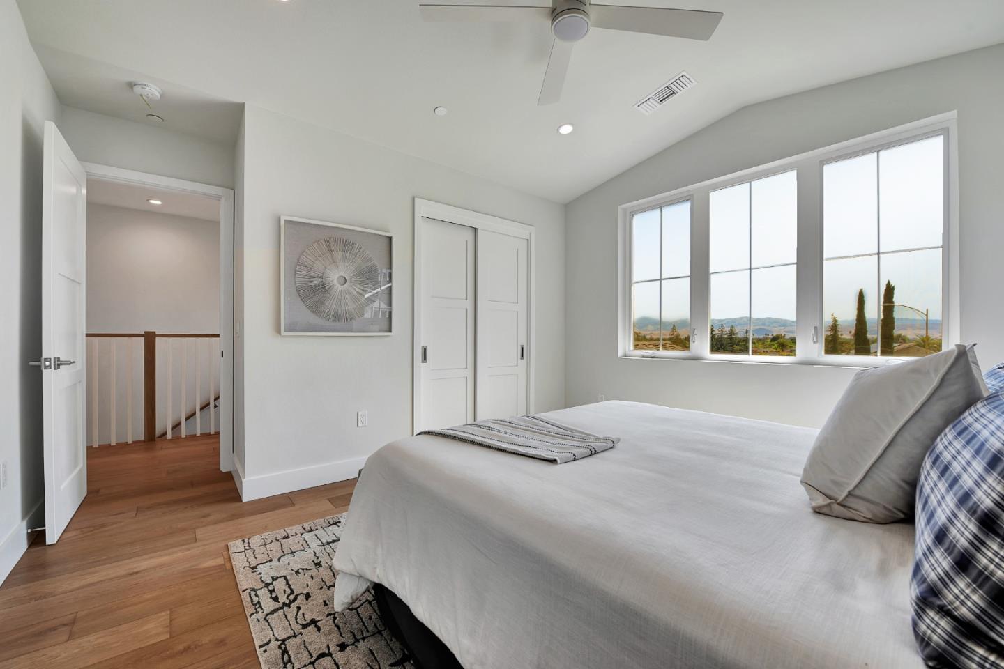 Detail Gallery Image 29 of 38 For 6219 Glendora Ct, San Jose,  CA 95123 - 4 Beds | 3/1 Baths