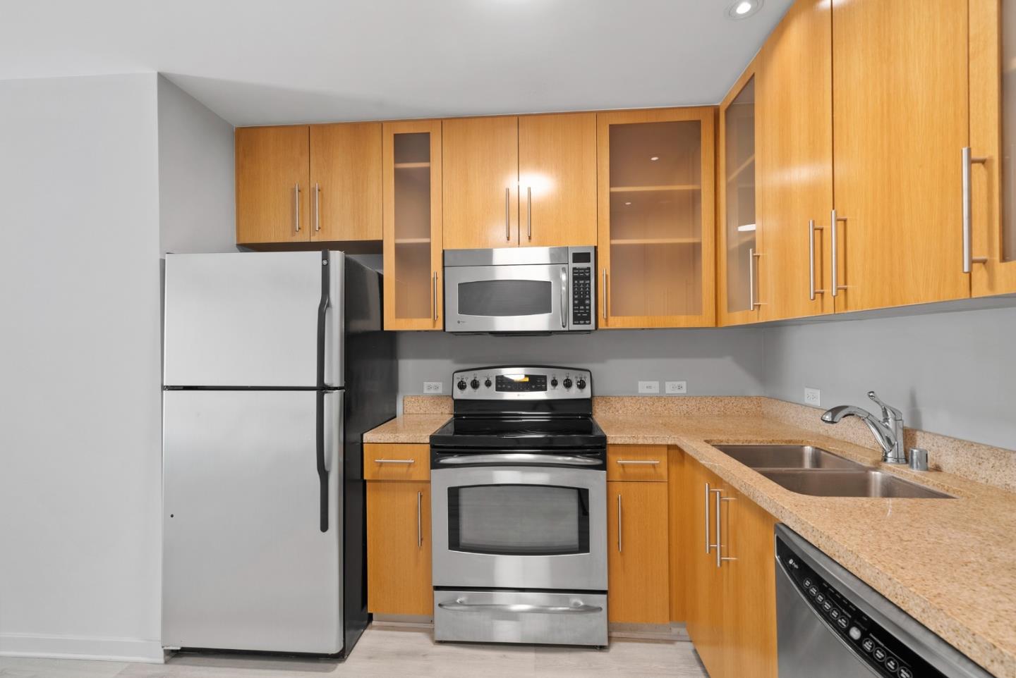 Detail Gallery Image 11 of 22 For 25 3rd #111,  San Jose,  CA 95113 - 1 Beds | 1 Baths