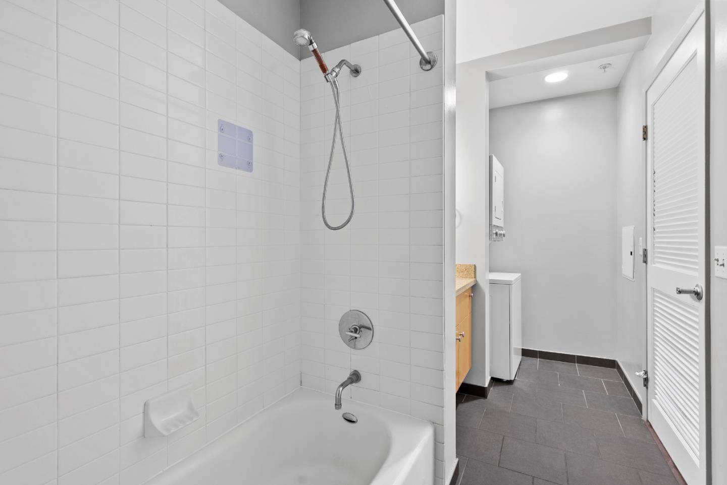 Detail Gallery Image 15 of 22 For 25 3rd #111,  San Jose,  CA 95113 - 1 Beds | 1 Baths