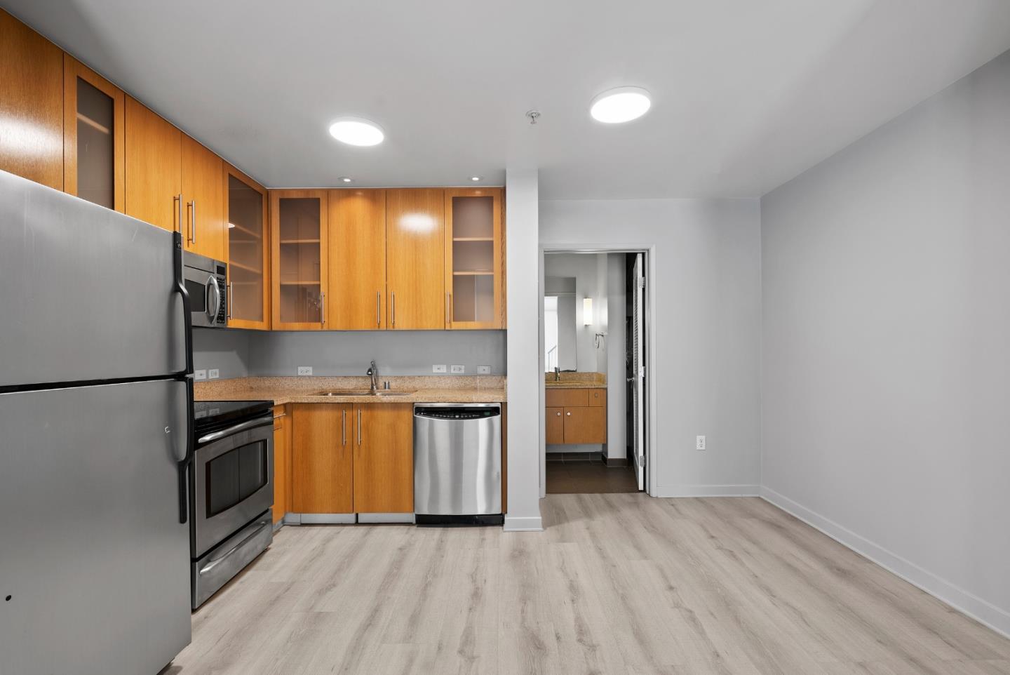 Detail Gallery Image 9 of 22 For 25 3rd #111,  San Jose,  CA 95113 - 1 Beds | 1 Baths