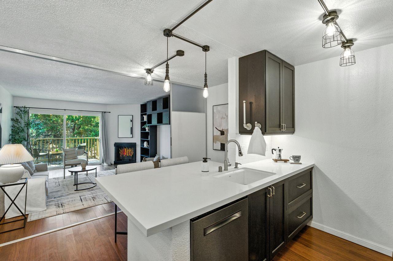 Detail Gallery Image 18 of 69 For 381 Half Moon Ln #213,  Daly City,  CA 94015 - 1 Beds | 1 Baths