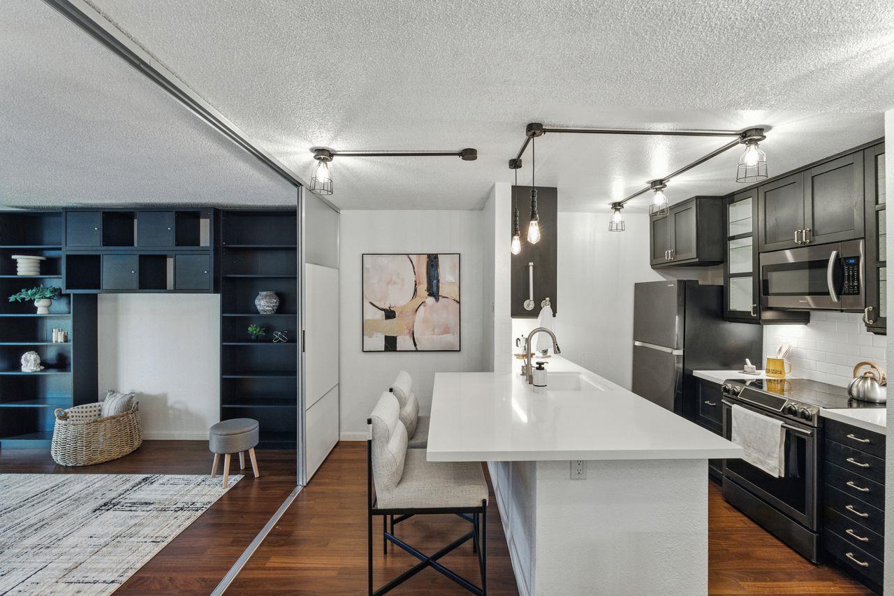 Detail Gallery Image 22 of 69 For 381 Half Moon Ln #213,  Daly City,  CA 94015 - 1 Beds | 1 Baths