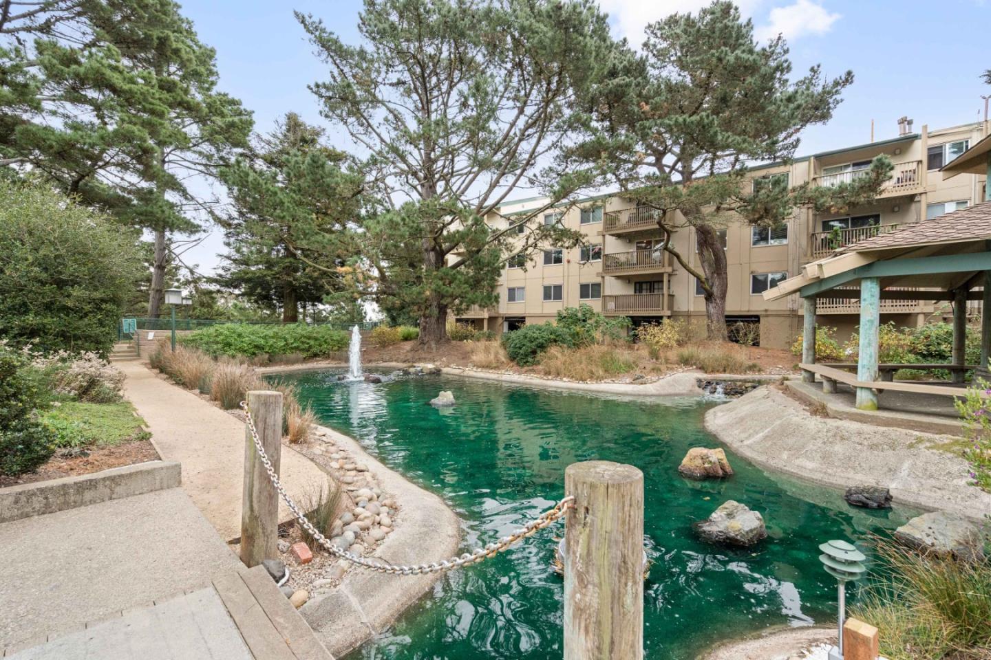 Detail Gallery Image 59 of 69 For 381 Half Moon Ln #213,  Daly City,  CA 94015 - 1 Beds | 1 Baths