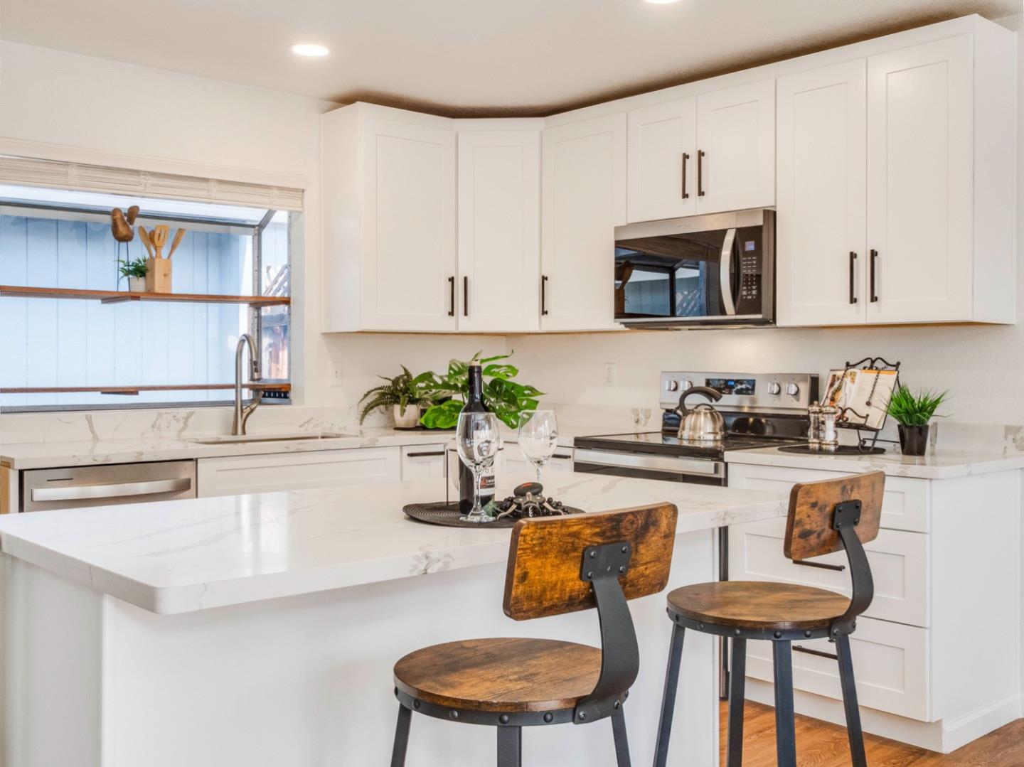 Detail Gallery Image 16 of 36 For 653 Martinique Ct, San Jose,  CA 95123 - 2 Beds | 2 Baths