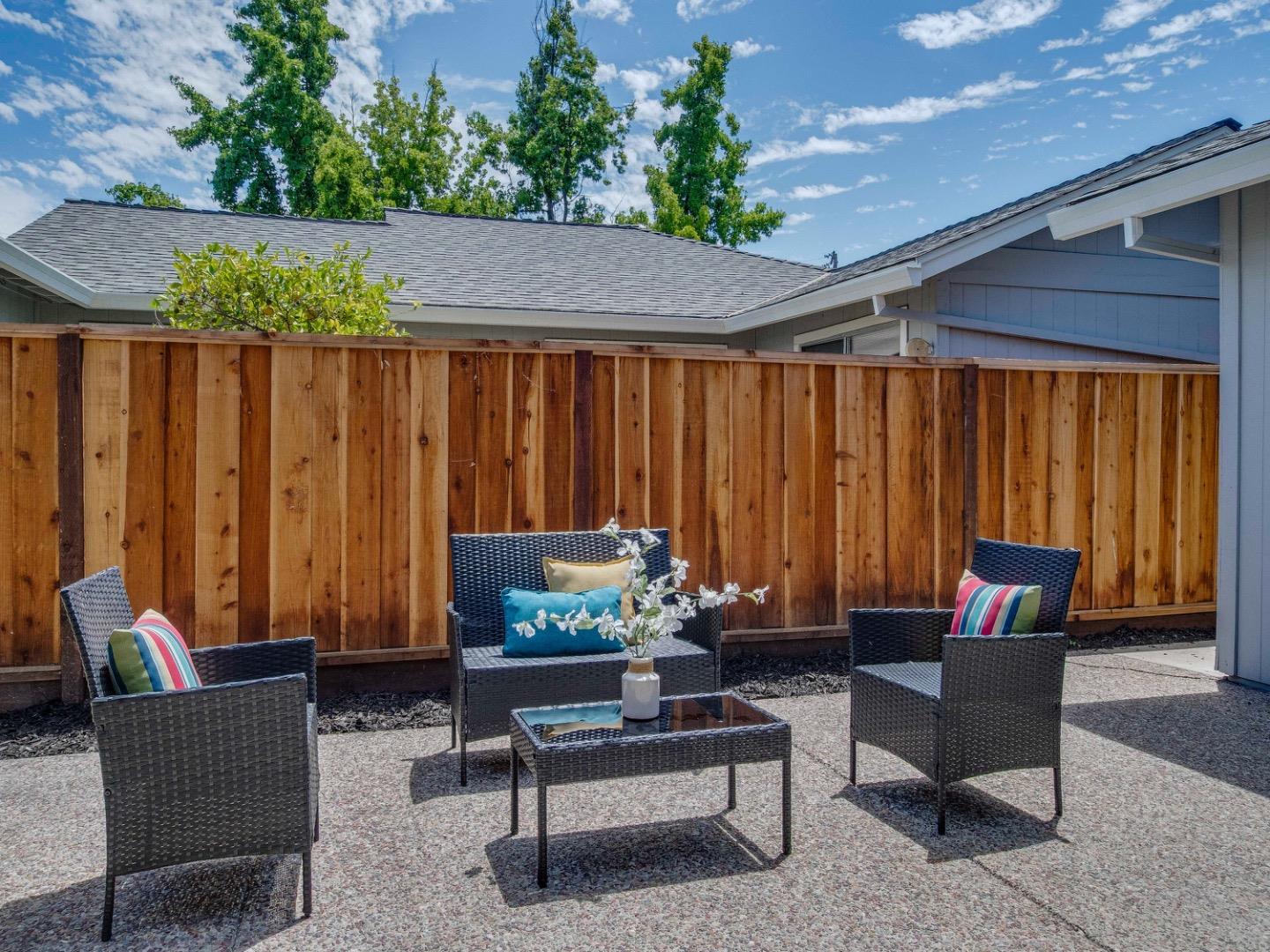 Detail Gallery Image 26 of 36 For 653 Martinique Ct, San Jose,  CA 95123 - 2 Beds | 2 Baths