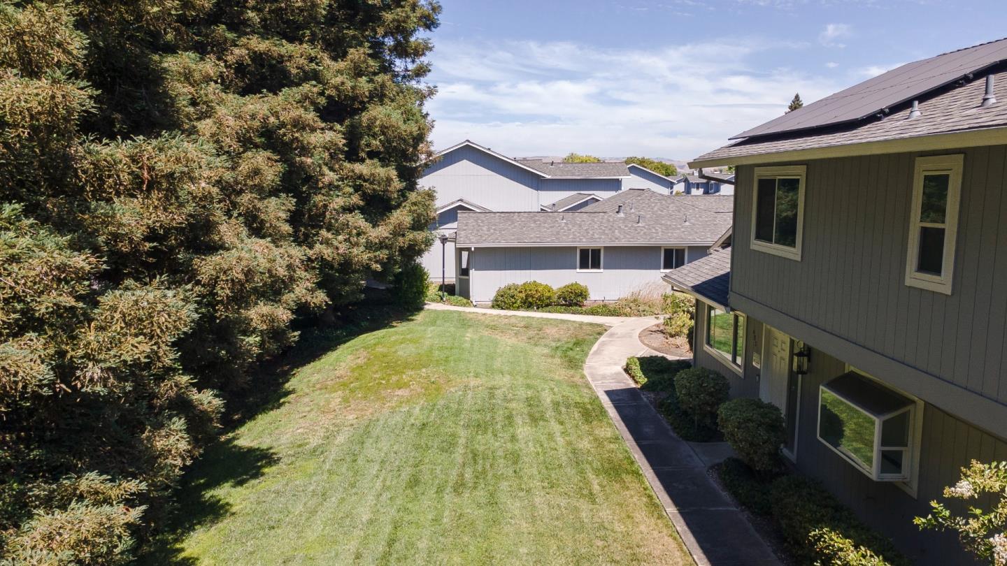 Detail Gallery Image 30 of 36 For 653 Martinique Ct, San Jose,  CA 95123 - 2 Beds | 2 Baths