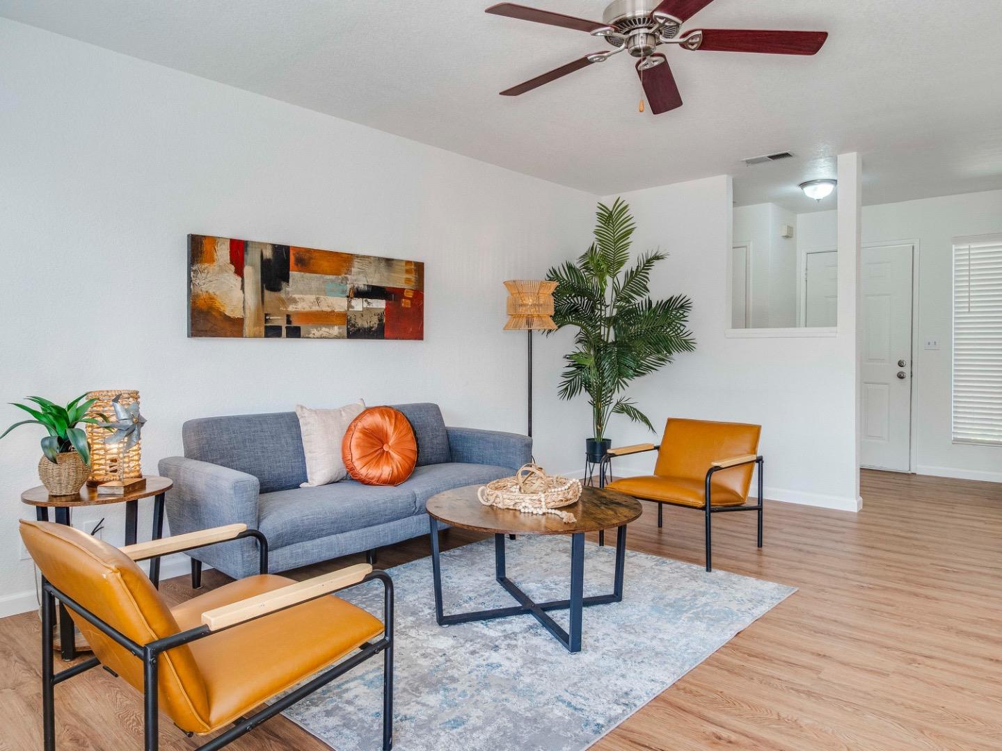 Detail Gallery Image 7 of 36 For 653 Martinique Ct, San Jose,  CA 95123 - 2 Beds | 2 Baths