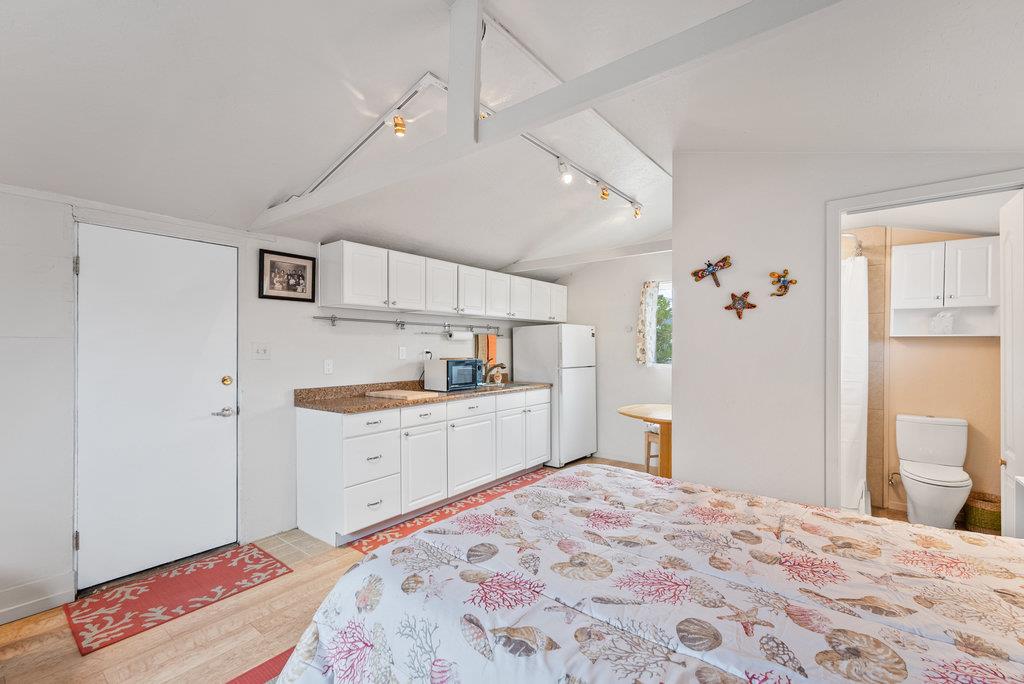 Detail Gallery Image 32 of 46 For 425 Seacliff Dr, Aptos,  CA 95003 - 3 Beds | 2 Baths