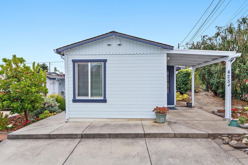 Detail Gallery Image 46 of 46 For 425 Seacliff Dr, Aptos,  CA 95003 - 3 Beds | 2 Baths