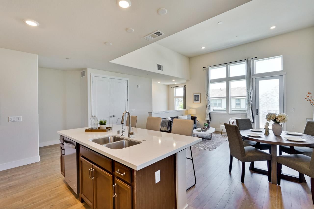 Detail Gallery Image 12 of 34 For 47342 Mission Falls Ct, Fremont,  CA 94539 - 2 Beds | 2 Baths