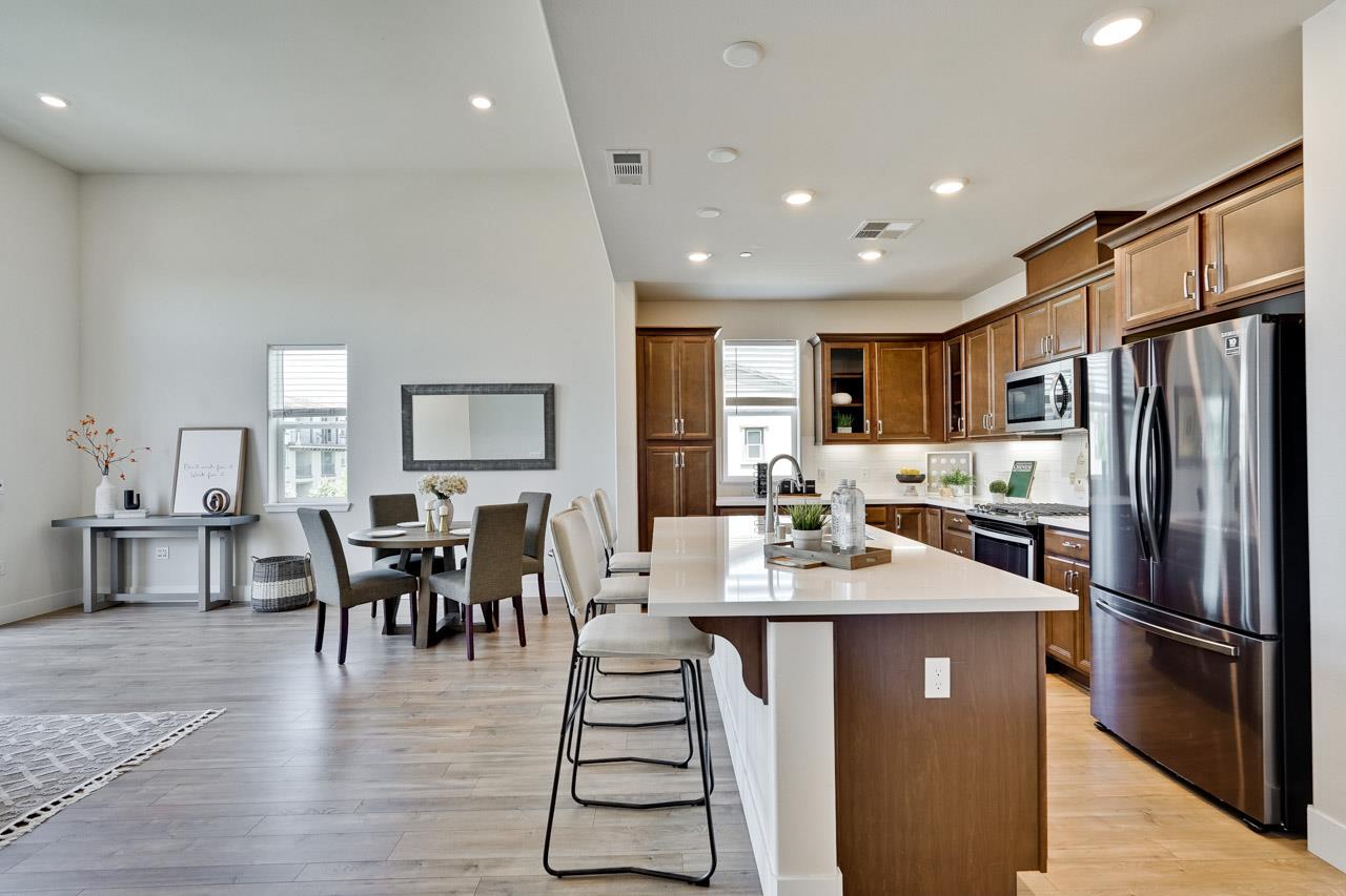 Detail Gallery Image 13 of 34 For 47342 Mission Falls Ct, Fremont,  CA 94539 - 2 Beds | 2 Baths