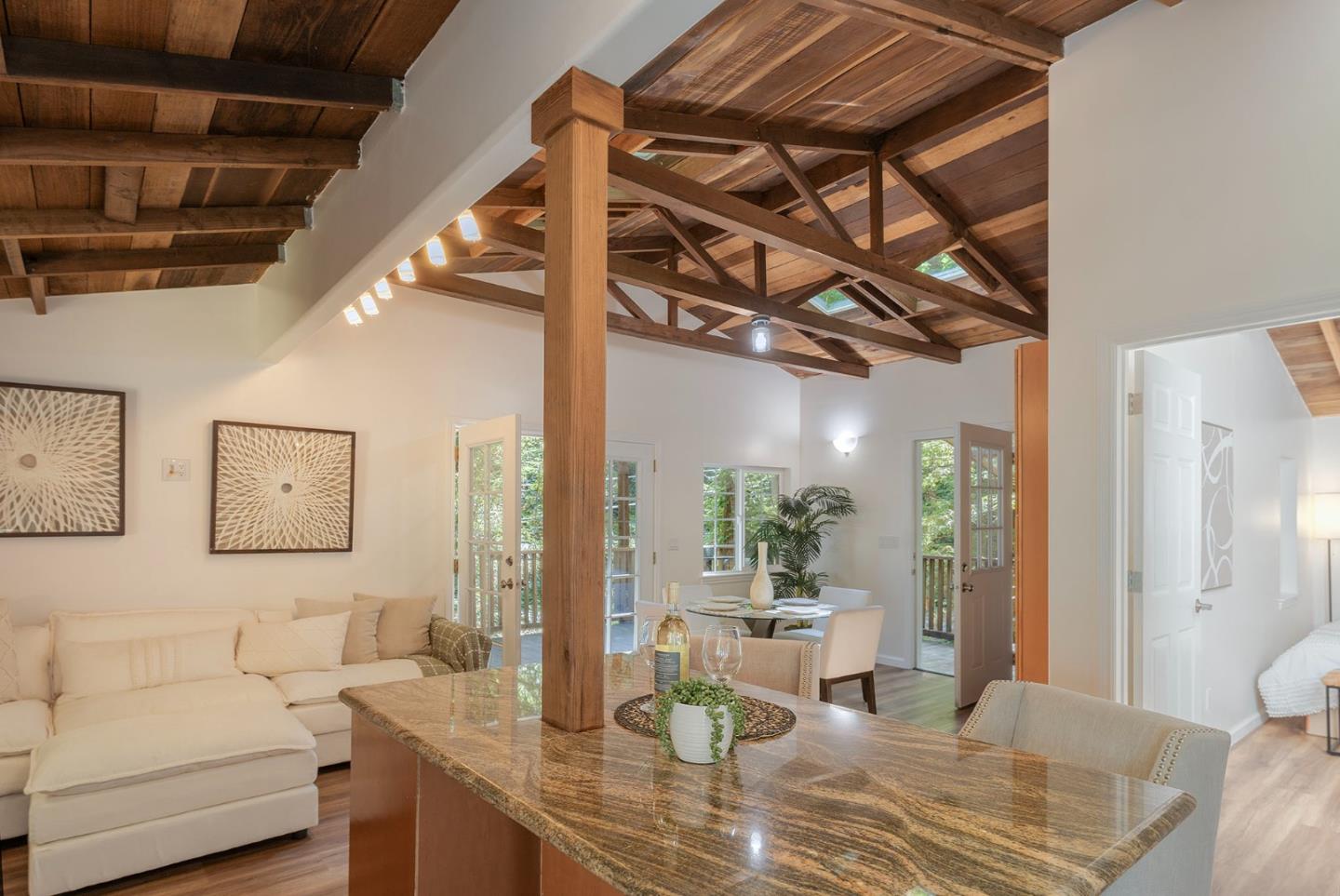 Detail Gallery Image 10 of 21 For 1022 Brookside Dr, Felton,  CA 95018 - 1 Beds | 1 Baths
