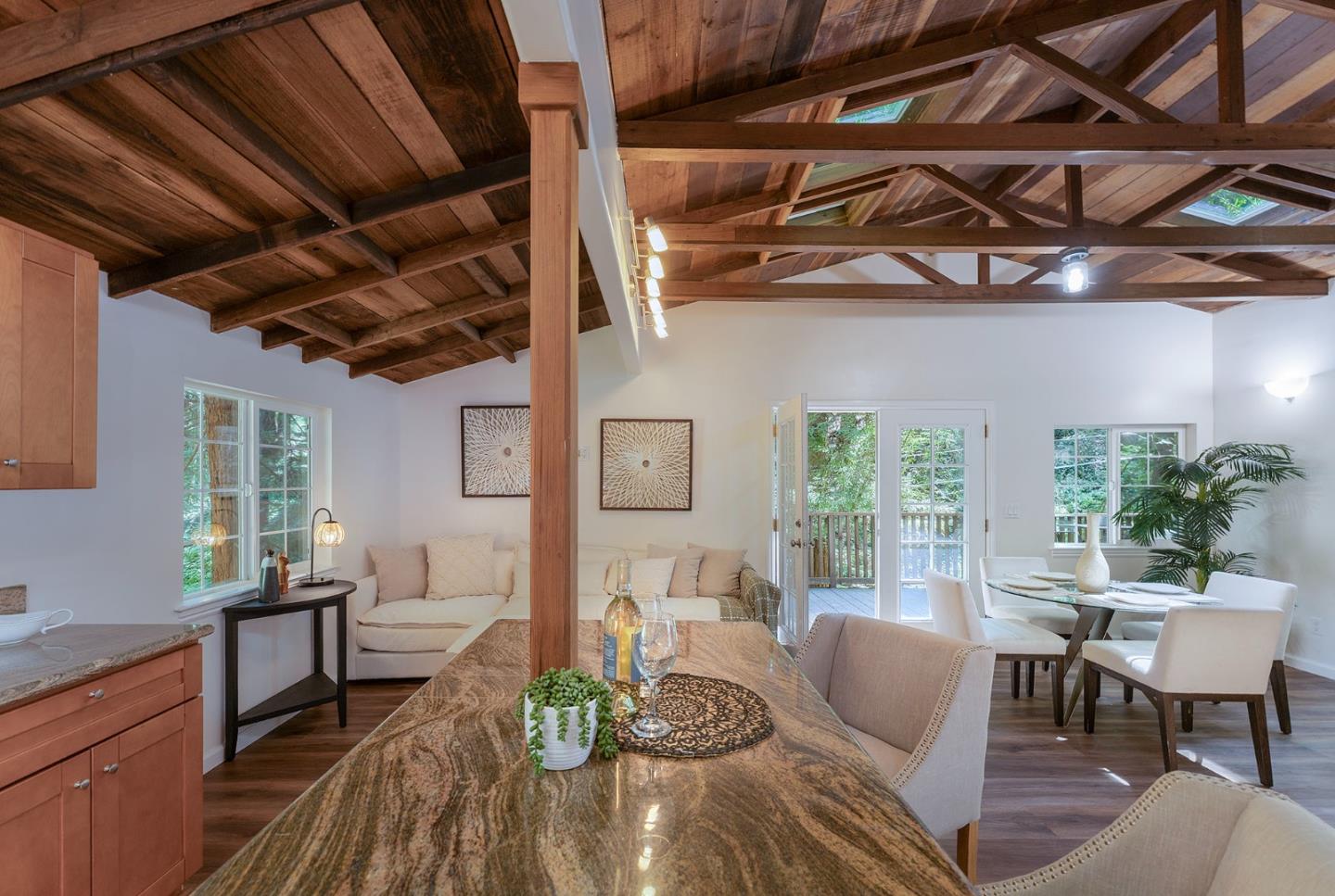Detail Gallery Image 11 of 21 For 1022 Brookside Dr, Felton,  CA 95018 - 1 Beds | 1 Baths