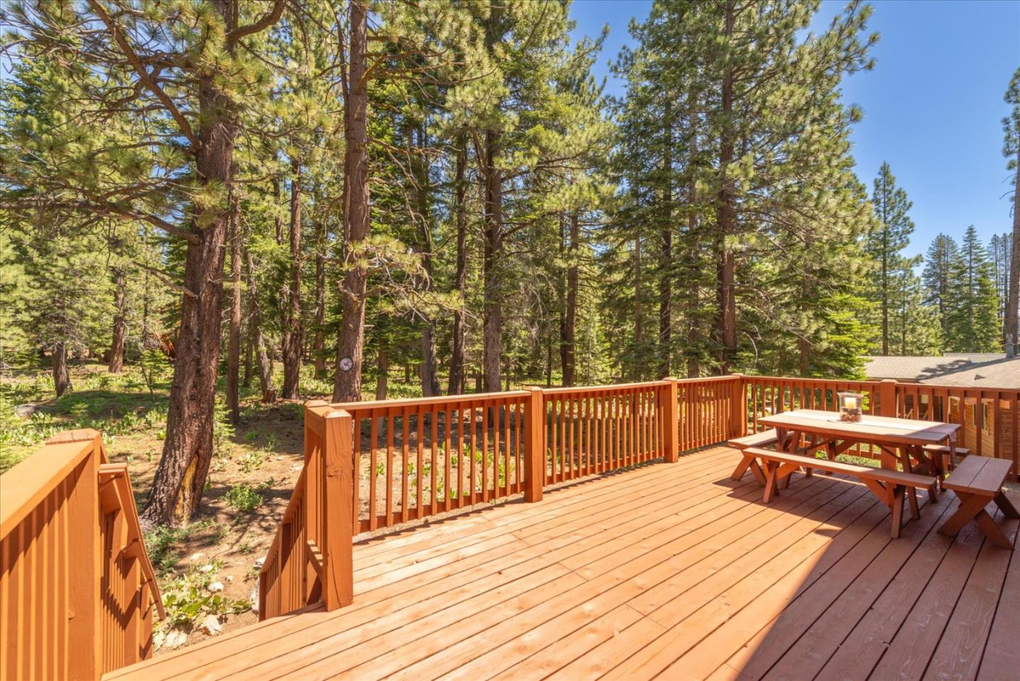 Detail Gallery Image 31 of 37 For 16934 Northwoods Blvd, Truckee,  CA 96161 - 4 Beds | 2/1 Baths
