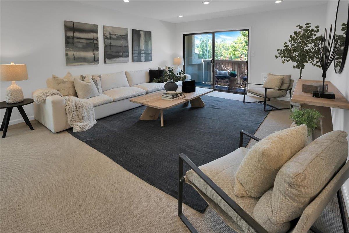 Detail Gallery Image 5 of 35 For 400 Ortega Ave #204,  Mountain View,  CA 94040 - 2 Beds | 1 Baths