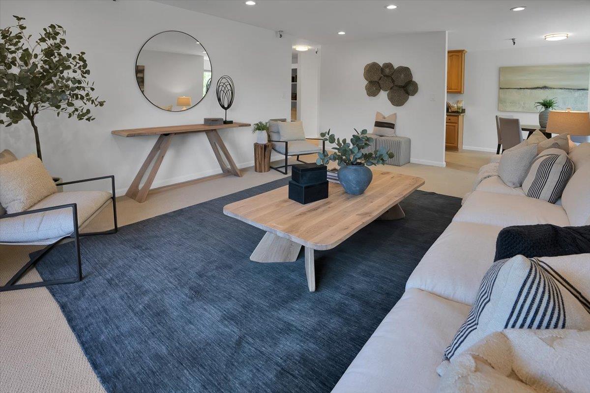 Detail Gallery Image 7 of 35 For 400 Ortega Ave #204,  Mountain View,  CA 94040 - 2 Beds | 1 Baths