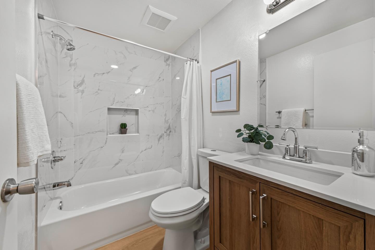 Detail Gallery Image 14 of 29 For 280 Easy St #311,  Mountain View,  CA 94043 - 1 Beds | 1 Baths