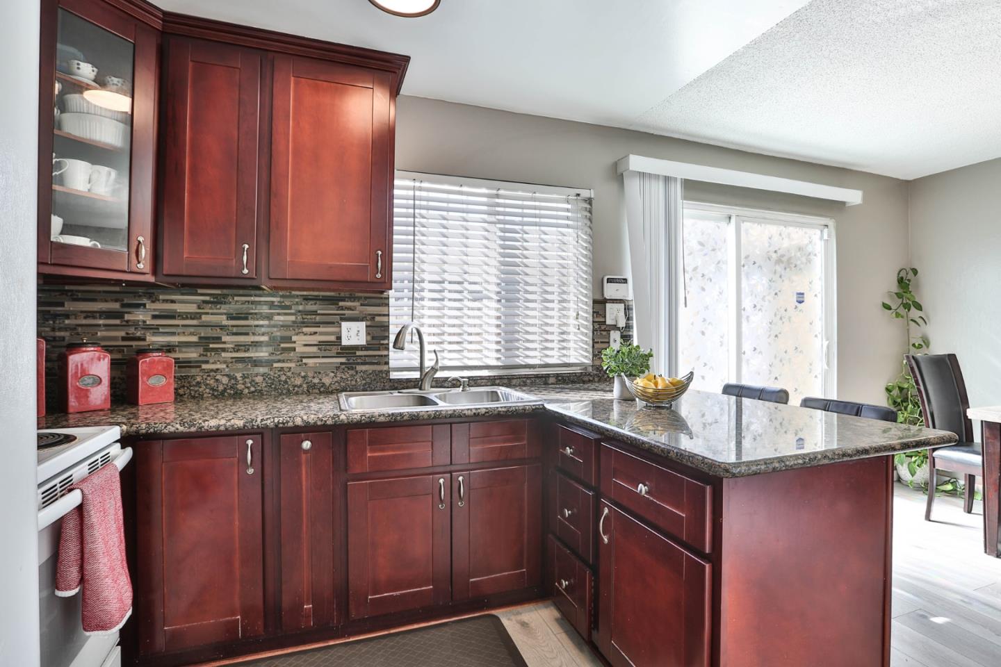 Detail Gallery Image 14 of 36 For 1486 Tierra Buena Dr, San Jose,  CA 95121 - 2 Beds | 1 Baths