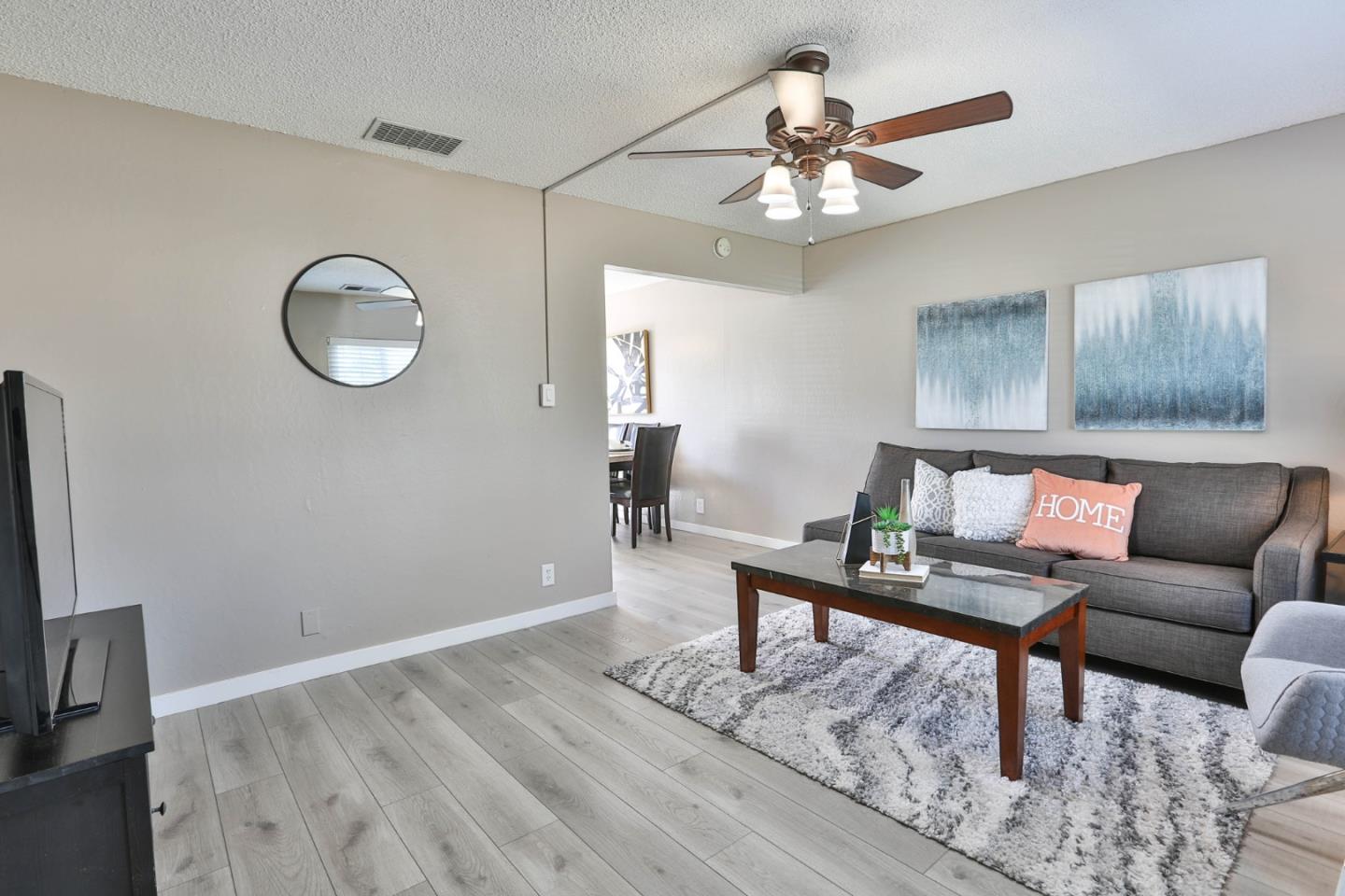 Detail Gallery Image 5 of 36 For 1486 Tierra Buena Dr, San Jose,  CA 95121 - 2 Beds | 1 Baths