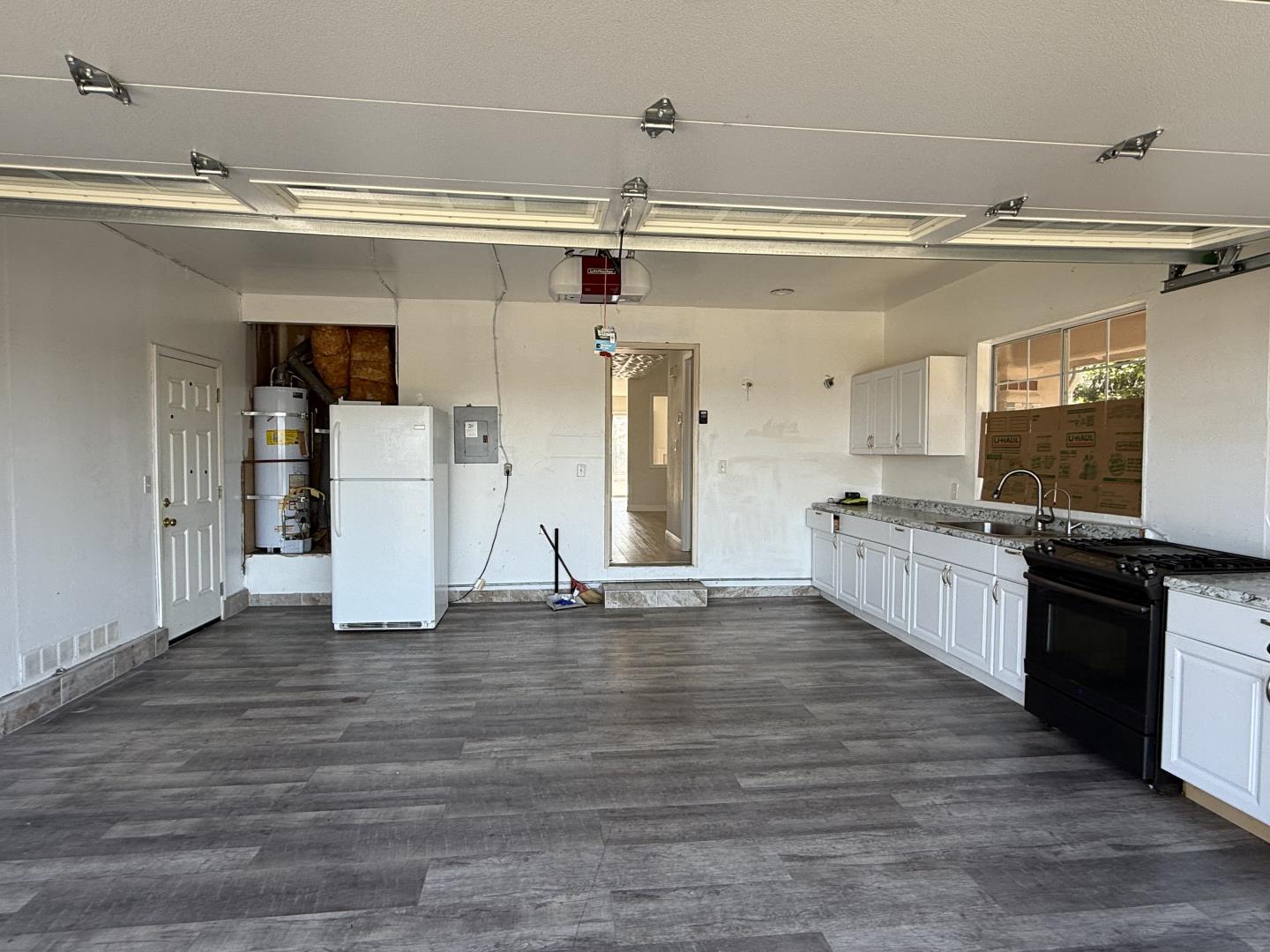Detail Gallery Image 11 of 46 For 672 Catalina Cir, Vallejo,  CA 94589 - 3 Beds | 2/1 Baths