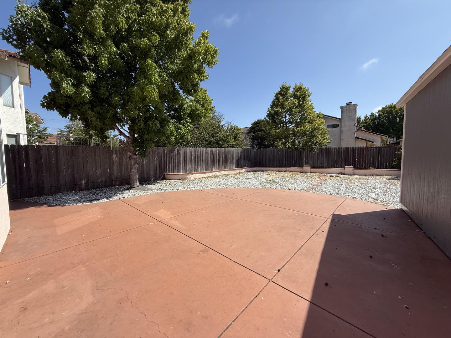 Detail Gallery Image 16 of 46 For 672 Catalina Cir, Vallejo,  CA 94589 - 3 Beds | 2/1 Baths