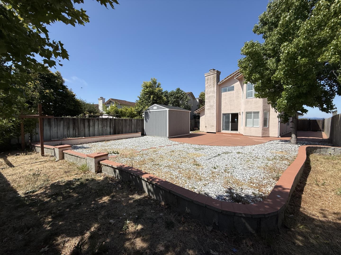 Detail Gallery Image 19 of 46 For 672 Catalina Cir, Vallejo,  CA 94589 - 3 Beds | 2/1 Baths