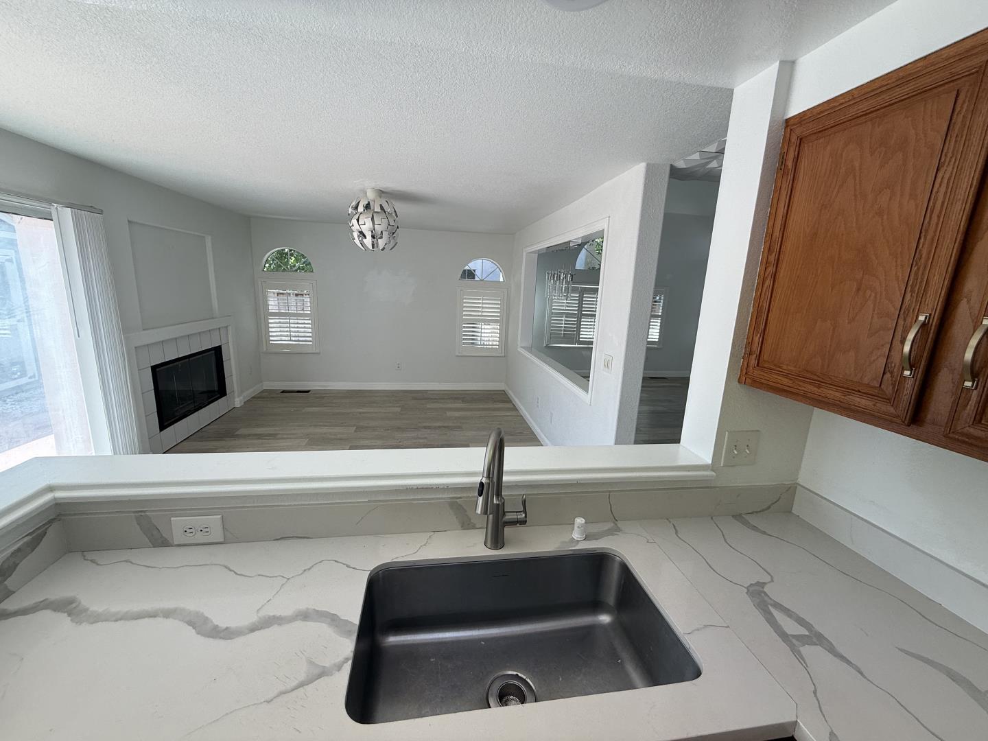 Detail Gallery Image 23 of 46 For 672 Catalina Cir, Vallejo,  CA 94589 - 3 Beds | 2/1 Baths