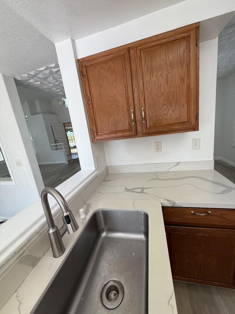 Detail Gallery Image 24 of 46 For 672 Catalina Cir, Vallejo,  CA 94589 - 3 Beds | 2/1 Baths