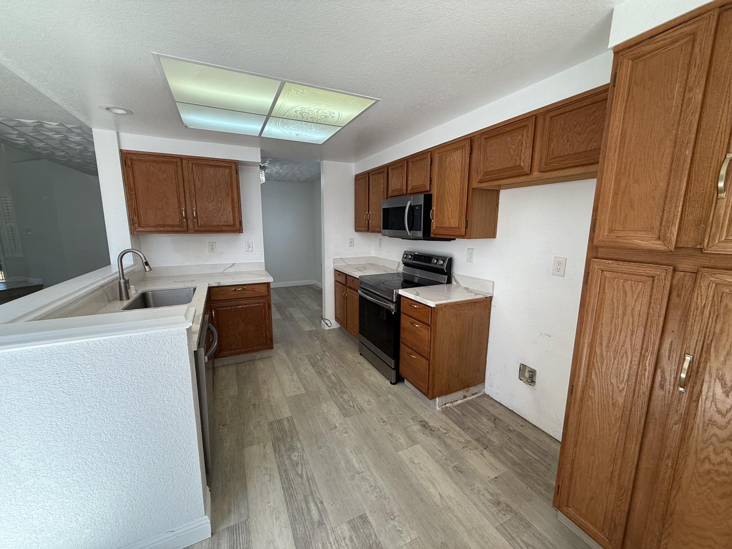 Detail Gallery Image 26 of 46 For 672 Catalina Cir, Vallejo,  CA 94589 - 3 Beds | 2/1 Baths