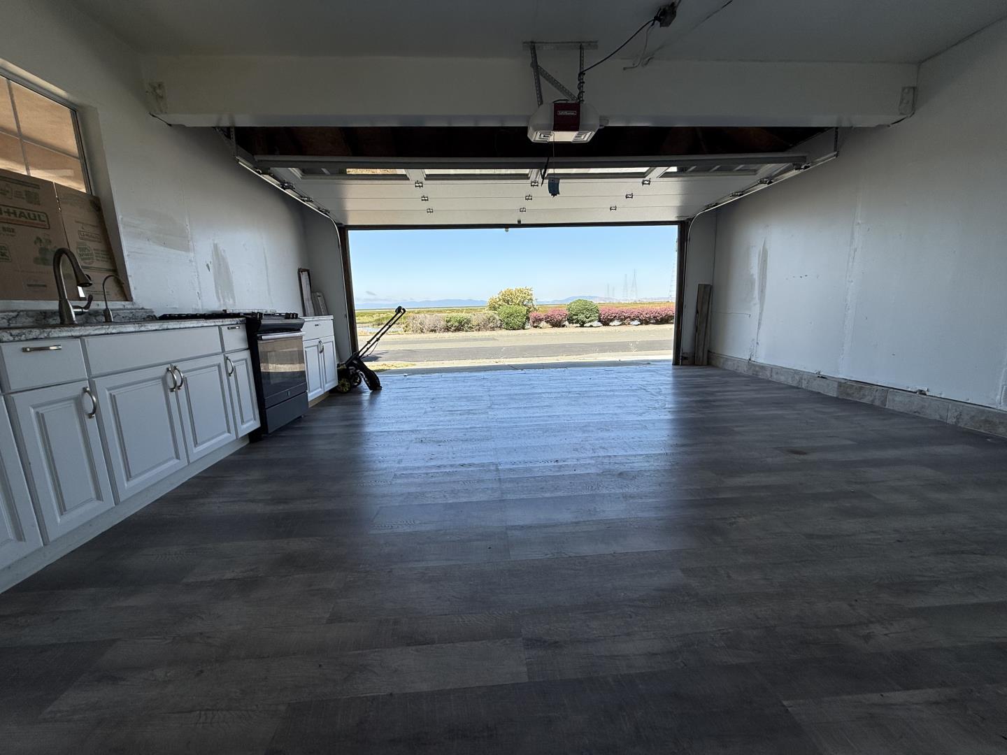 Detail Gallery Image 30 of 46 For 672 Catalina Cir, Vallejo,  CA 94589 - 3 Beds | 2/1 Baths