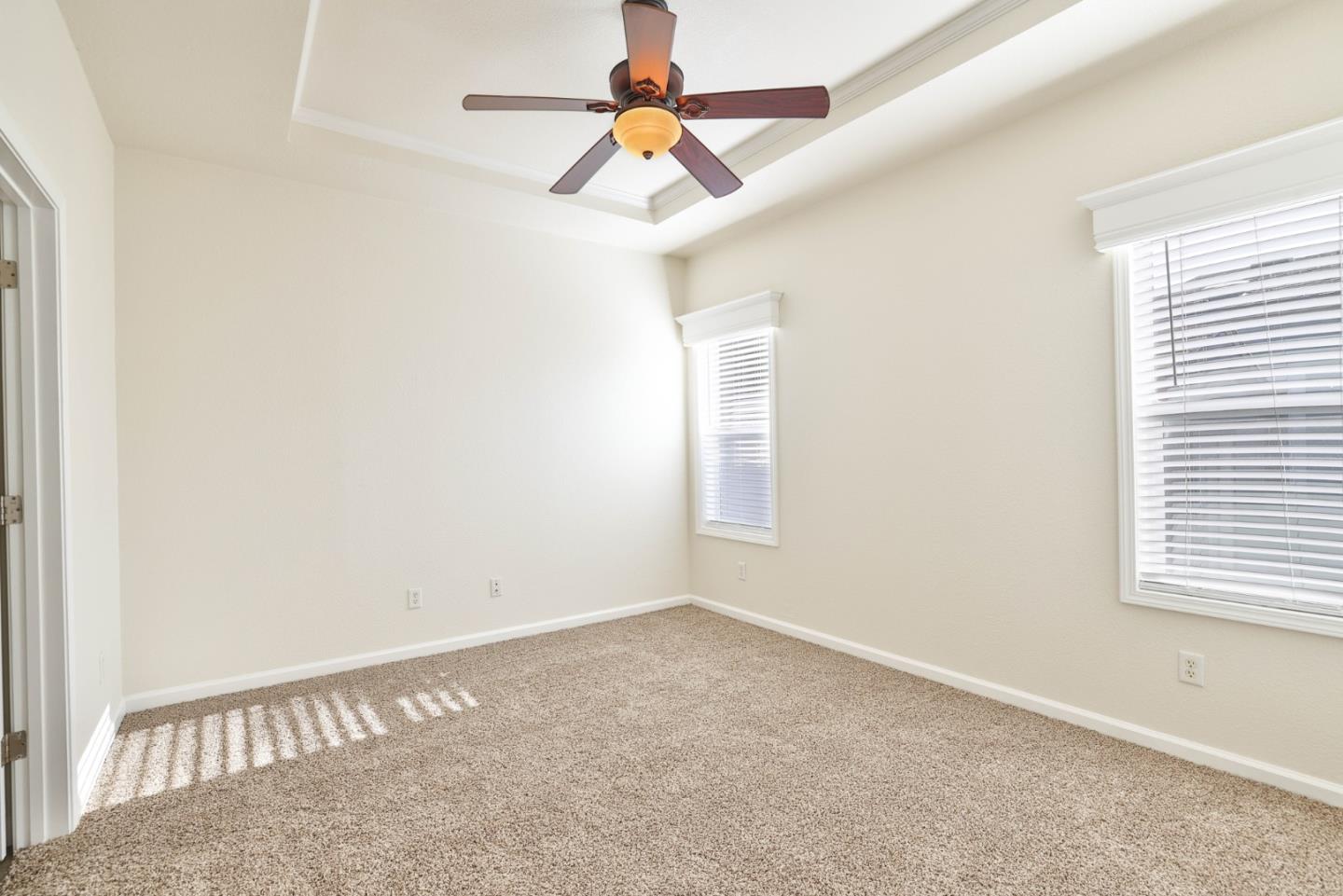 Detail Gallery Image 13 of 25 For 1085 Tasman Dr #124,  Sunnyvale,  CA 94089 - 3 Beds | 2 Baths