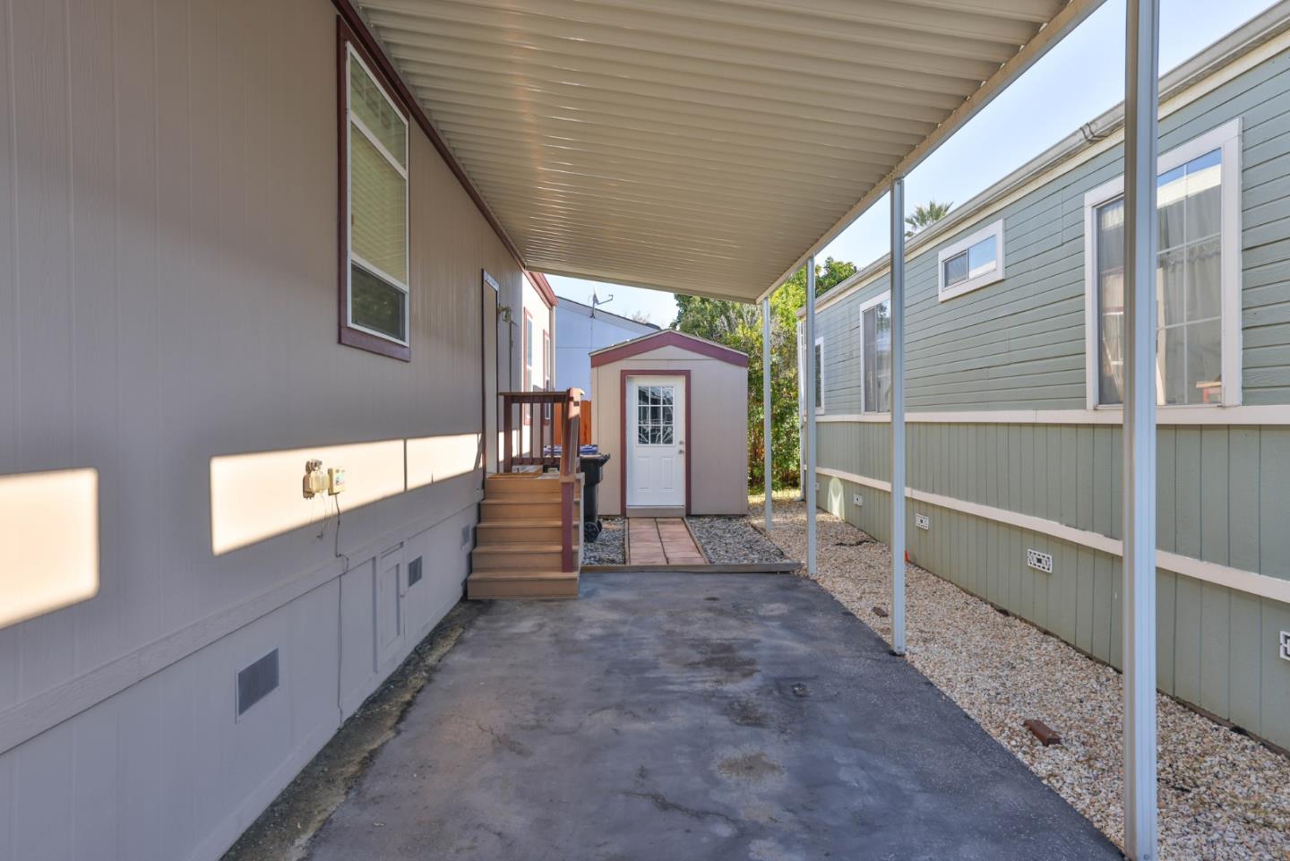 Detail Gallery Image 17 of 25 For 1085 Tasman Dr #124,  Sunnyvale,  CA 94089 - 3 Beds | 2 Baths