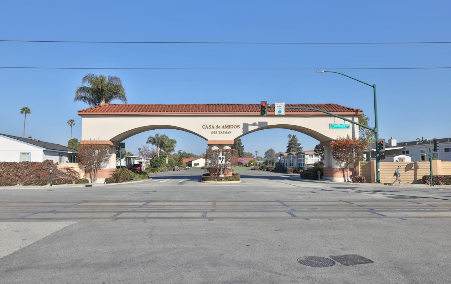 Detail Gallery Image 20 of 25 For 1085 Tasman Dr #124,  Sunnyvale,  CA 94089 - 3 Beds | 2 Baths