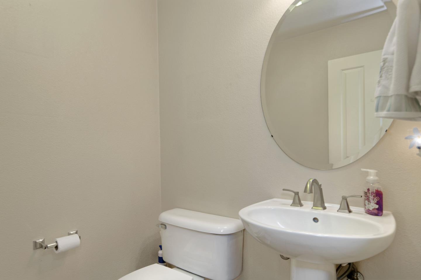 Detail Gallery Image 18 of 51 For 3126 Moncontour Ct, San Jose,  CA 95135 - 3 Beds | 2/1 Baths