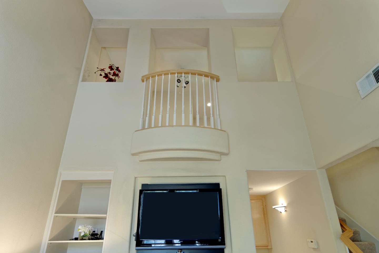 Detail Gallery Image 19 of 51 For 3126 Moncontour Ct, San Jose,  CA 95135 - 3 Beds | 2/1 Baths