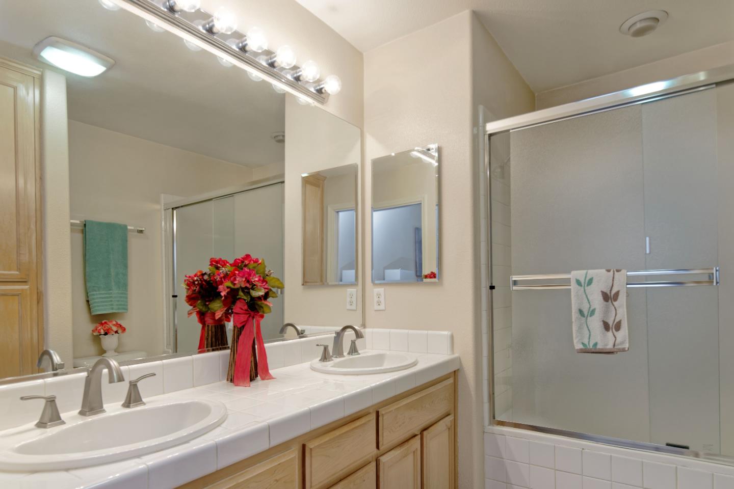 Detail Gallery Image 27 of 51 For 3126 Moncontour Ct, San Jose,  CA 95135 - 3 Beds | 2/1 Baths