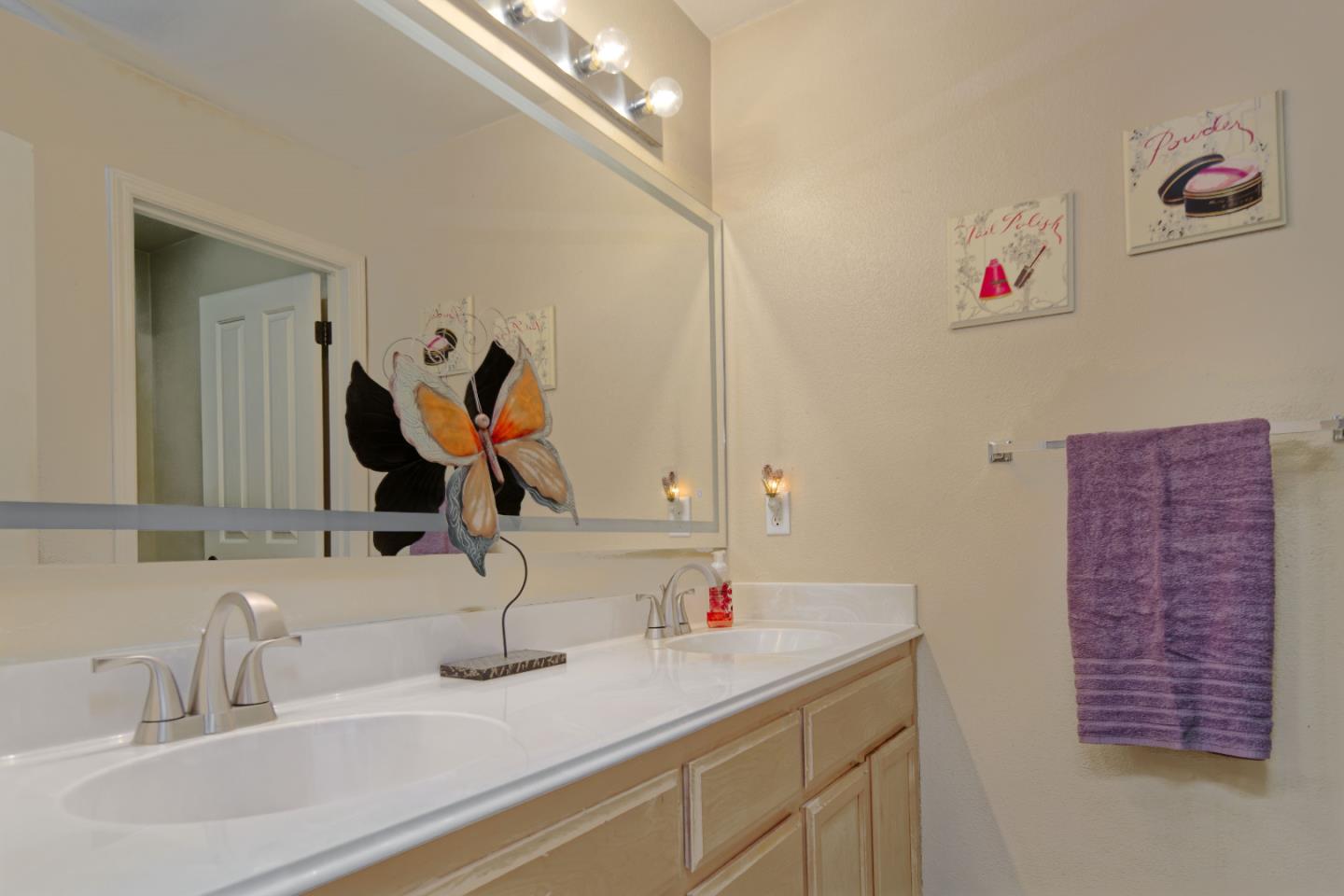 Detail Gallery Image 32 of 51 For 3126 Moncontour Ct, San Jose,  CA 95135 - 3 Beds | 2/1 Baths