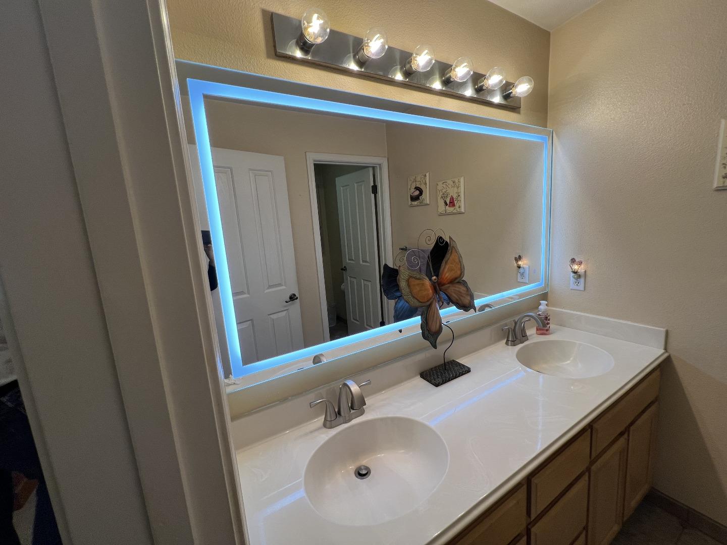 Detail Gallery Image 34 of 51 For 3126 Moncontour Ct, San Jose,  CA 95135 - 3 Beds | 2/1 Baths